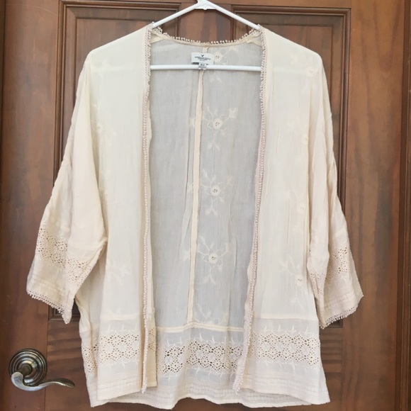 American Eagle Outfitters Sweaters - American Eagle Outfitters Shawl